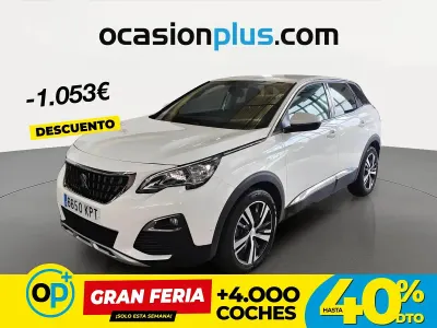 Usado Peugeot 3008 Allure 130 CV (95 kW) 2018 Blanco SUV