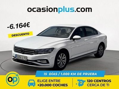 Usado VW Passat Business 122 CV (89 kW) 2022 Blanco Berlina