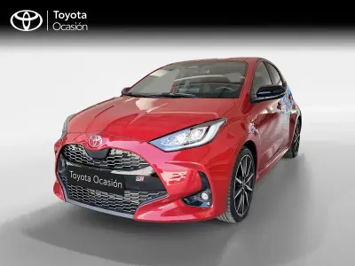 Käytetty Toyota Yaris Sport 130 HP (95 kW) 2025 Punainen Viistoperä