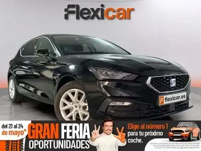 Usado Seat Leon FR 150 HP (110 kW) 2025 Preto Sedan