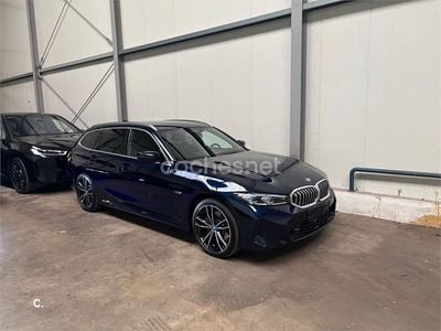 Azul Usado 2023 BMW 330e Familiar | 43.000 €