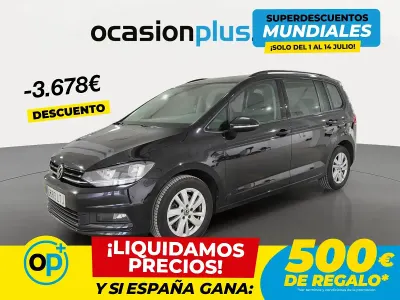 Usado VW Touran Business 122 CV (89 kW) 2021 Negro Monovolumen