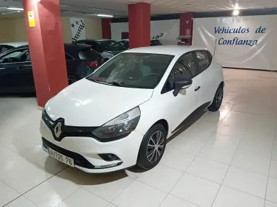 Begagnad Renault Clio IV Business 90 HK (66 kW) 2019 Vit