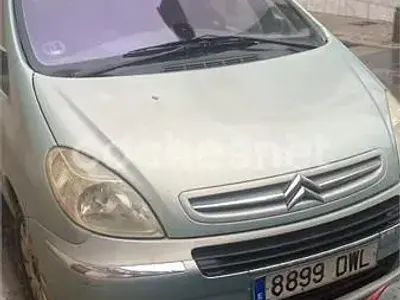 Usado Citroën Xsara Picasso Exclusive 110 CV (80 kW) 2006 Verde Monovolumen