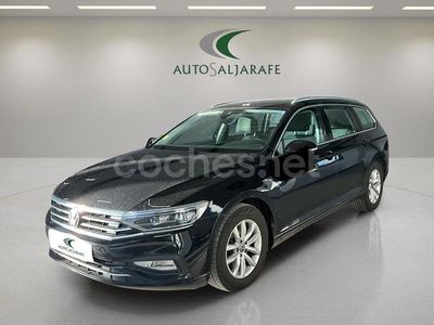 Usado VW Passat Business 122 CV (89 kW) 2021 Negro Familiar