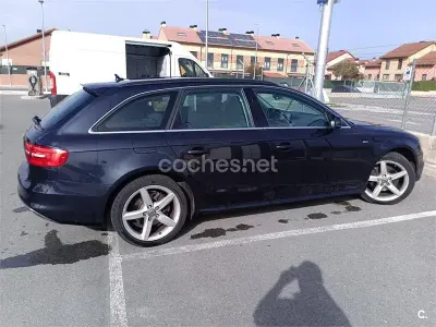 Usado Audi A4 S-Line 150 CV (110 kW) 2015 Azul Familiar