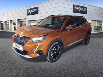 Usado Peugeot 2008 Allure 110 CV (80 kW) 2021 Naranja SUV