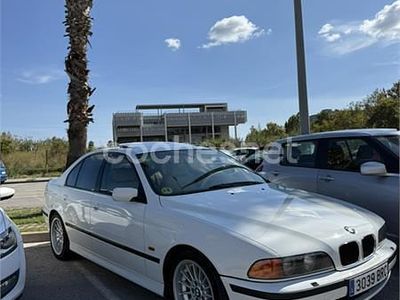 Usado BMW 528 193 CV (141 kW) 2001 Blanco Berlina