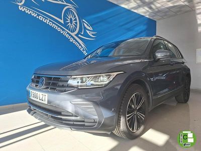 Usado VW Tiguan Life 150 CV (110 kW) 2022 Gris SUV