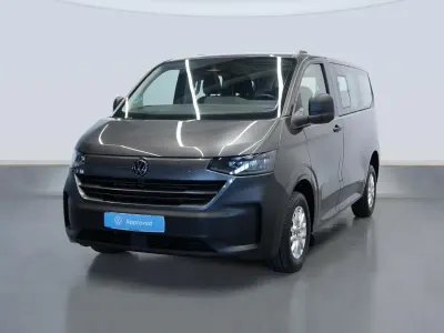 Usado VW Caravelle 150 CV (110 kW) 2025 Gris oscuro Van