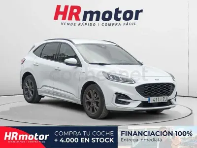 Usado Ford Kuga ST-Line 150 CV (110 kW) 2022 Blanco SUV