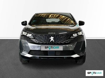 Usado Peugeot 3008 Allure 136 CV (100 kW) 2024 Gris SUV