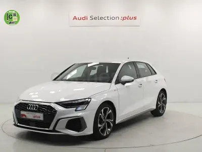 Usado Audi A3 150 CV (110 kW) 2023 Blanco Berlina