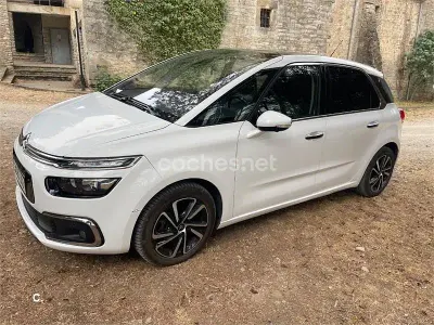Usado Citroën C4 Picasso Feel 120 CV (88 kW) 2016 Blanco Monovolumen