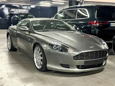 Usado Aston Martin DB9 450 CV (330 kW) 2005 Gris / plata Coupe