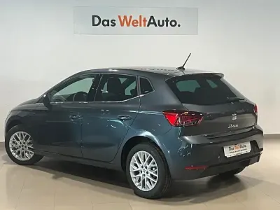 Usado Seat Ibiza XCELLENCE 115 CV (84 kW) 2025 Gris Utilitario