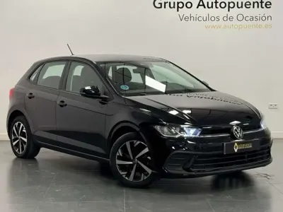 Usado VW Polo Life 95 CV (69 kW) 2022 Negro Berlina