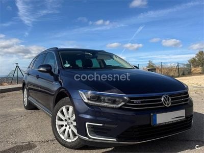 Azul Usado 2017 VW Passat GTE Familiar | 11.500 € (Precio justo)