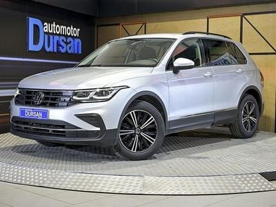 Usado VW Tiguan Life 150 CV (110 kW) 2023 Gris claro SUV