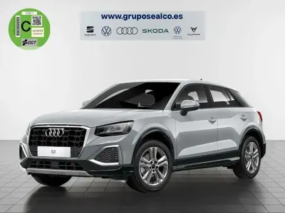 Usado Audi Q2 Advanced Plus 116 CV (85 kW) 2022 Gris / plata SUV