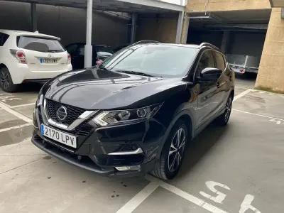 Usado Nissan Qashqai N-Connecta 140 CV (102 kW) 2021 Gris SUV