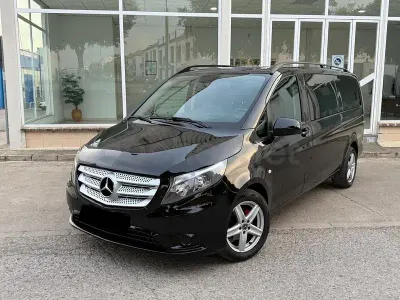 Usado Mercedes V220 Marco Polo 163 CV (119 kW) 2017 Negro Monovolumen