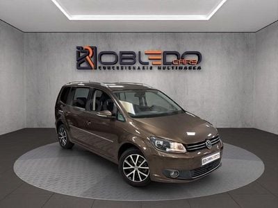 Usado VW Touran Advance 140 CV (102 kW) 2011 Marrón Monovolumen