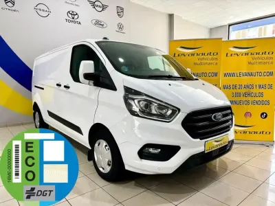 Usado Ford Transit Custom Trend 131 CV (96 kW) 2022 Blanco Van