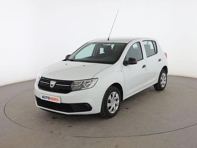 Blanco Usado 2019 Dacia Sandero Essentiel Utilitario | 8899 € (Precio justo)