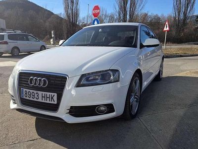 Usado Audi A3 Ambition 140 CV (102 kW) 2011 Blanco Utilitario