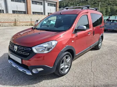 Käytetty Dacia Dokker Essentiel 95 HP (69 kW) 2020 Ruskea Tila-auto