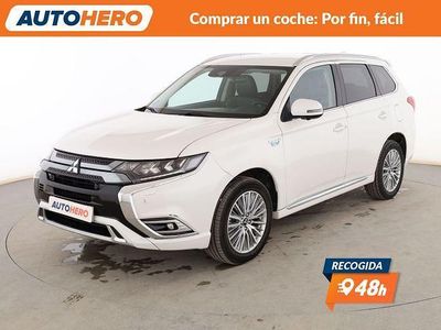Usado Mitsubishi Outlander P-HEV 224 CV (164 kW) 2021 Blanco SUV