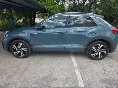 Usado VW T-Roc R-line 150 CV (110 kW) 2023 Azul SUV