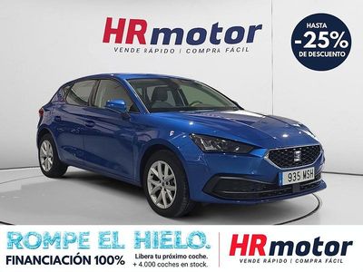 Usado Seat Leon Style 110 CV (80 kW) 2024 Azul Berlina