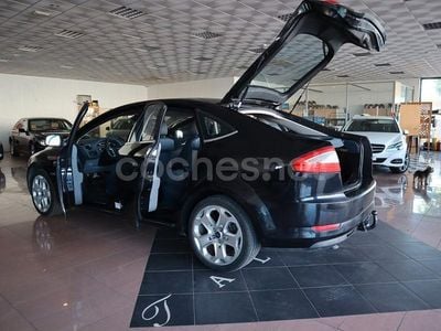 Usado Ford Mondeo Trend 140 CV (102 kW) 2008 Negro Berlina