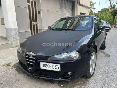 Usado Alfa Romeo 147 Distinctive 120 CV (88 kW) 2006 Negro Utilitario