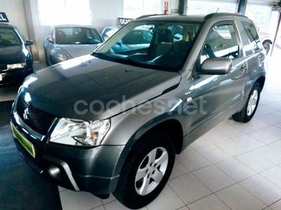 Usado Suzuki Grand Vitara 129 CV (94 kW) 2006 Gris / plata SUV