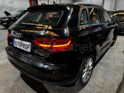 Usado Audi A3 110 CV (80 kW) 2016 Negro Berlina