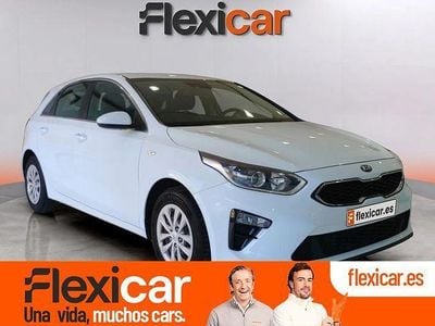 Usado Kia Ceed 100 CV (73 kW) 2019 Blanco Utilitario