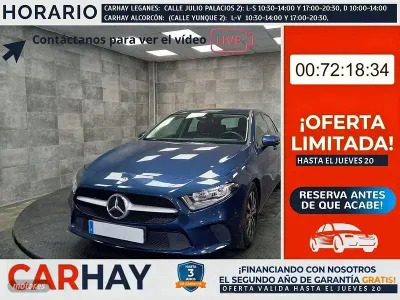 Usado Mercedes A180 Business 116 CV (85 kW) 2022 Azul Berlina