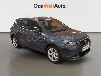 Usado Seat Arona FR 115 CV (84 kW) 2024 Gris / plata SUV