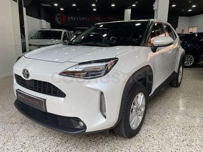 Usado Toyota Yaris Cross Active 116 CV (85 kW) 2023 Blanco SUV