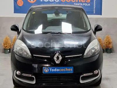 Usado Renault Scénic LIMITED 115 CV (84 kW) 2015 Negro Monovolumen