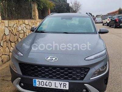 Usado Hyundai Kona 141 CV (103 kW) 2022 Gris / plata SUV