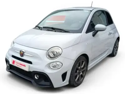 Usado Abarth 595 145 CV (106 kW) 2022 Gris Utilitario