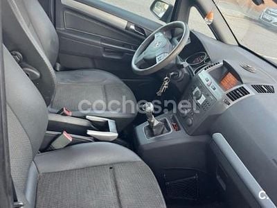 Usado Renault Mégane II Authentique 98 CV (72 kW) 2004 Gris / plata Berlina