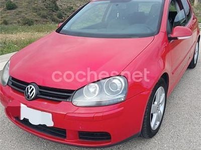 Usado VW Golf IV Highline 140 CV (102 kW) 2006 Rojo Berlina