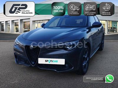 Usado Alfa Romeo Stelvio Sprint 190 CV (139 kW) 2021 Gris / plata SUV