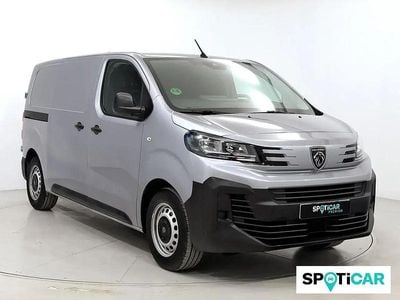 Käytetty Peugeot Expert S 120 HP (88 kW) 2025 Harmaa Van
