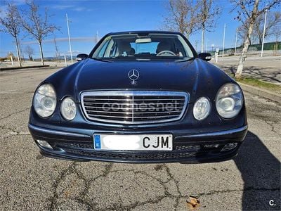 Azul Usado 2003 Mercedes E240 Avantgarde Berlina | 3990 €